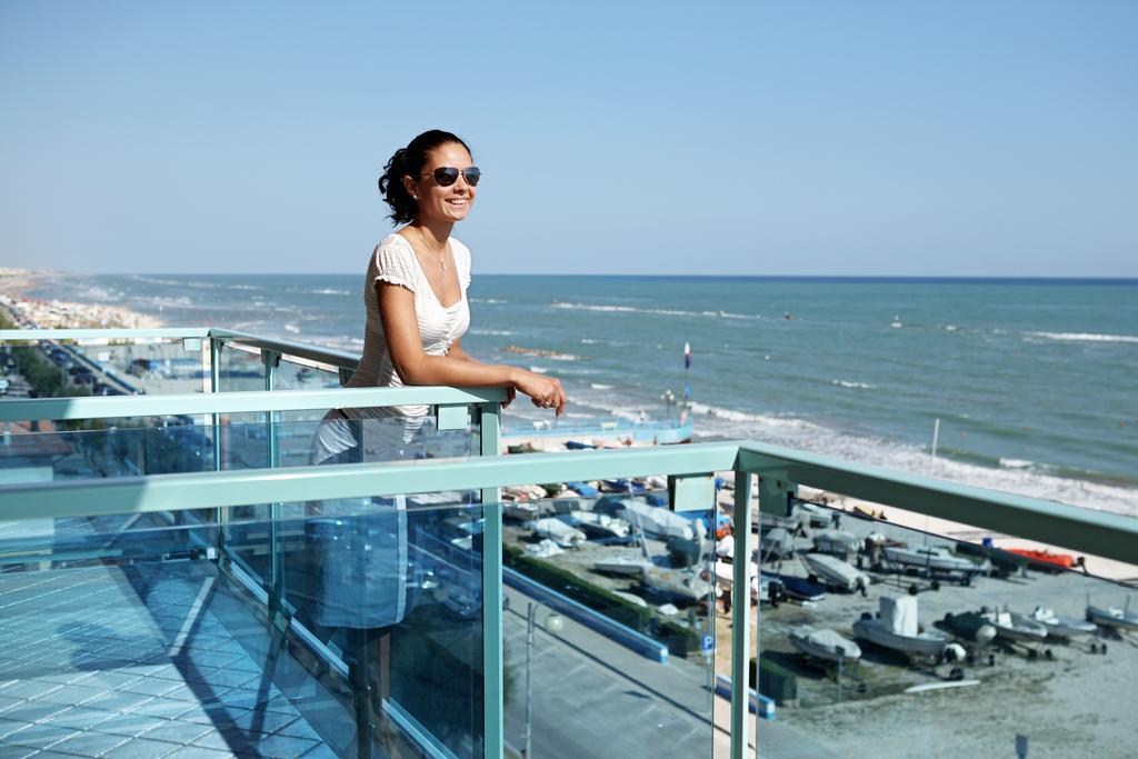 Abbazia Club Hotel Маротта Экстерьер фото