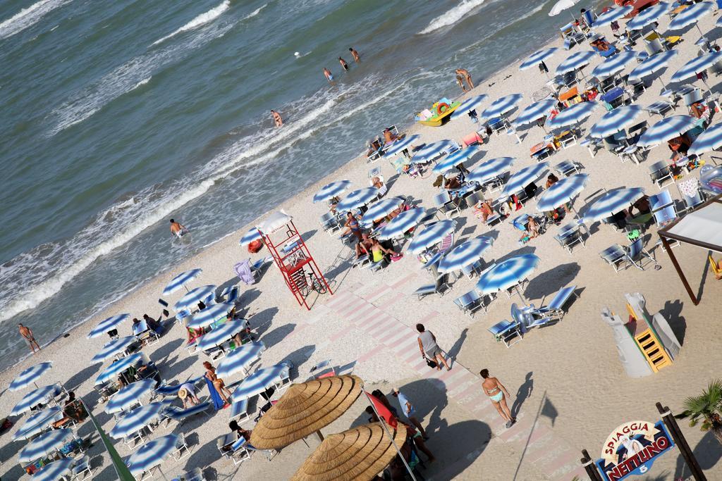 Abbazia Club Hotel Маротта Экстерьер фото